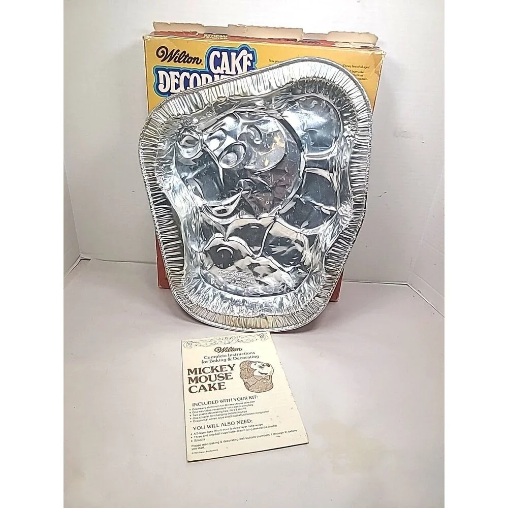 Walt Disney's Mickey Mouse Wilton Cake Decorating Kit Cake Pan Only